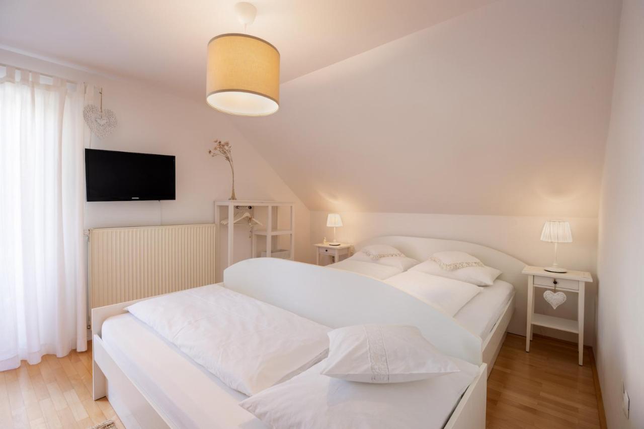 Apartments Ladka Begunje na Gorenjskem Eksteriør bilde